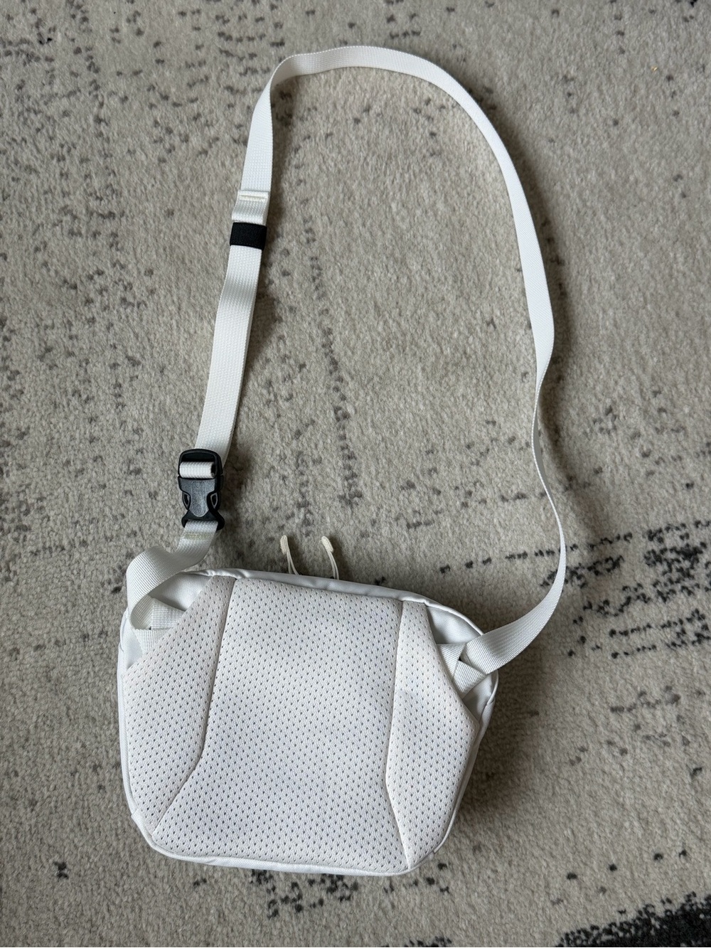Arc’teryx Mantis 1 pack white - Picture 3 of 5